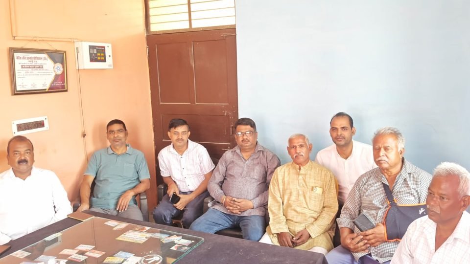 बदायूं में सरदार वल्लभभाई पटेल जयंती समारोह की तैयारियों को लेकर भारतीय पटेल महासभा की बैठक।