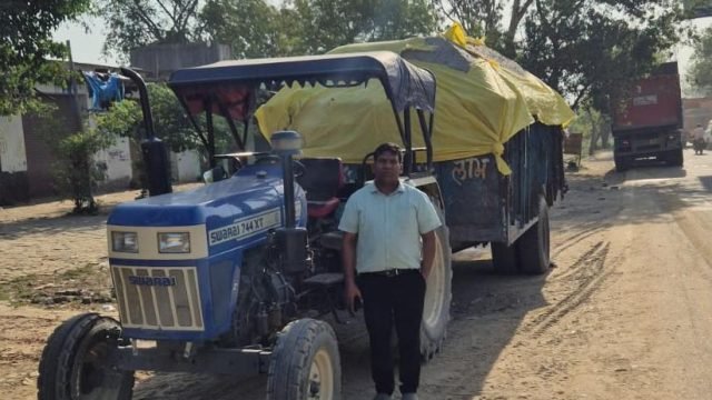 Badaun Kadarchowk ARTO action four tractors seized fine 3.40 lakh rupees