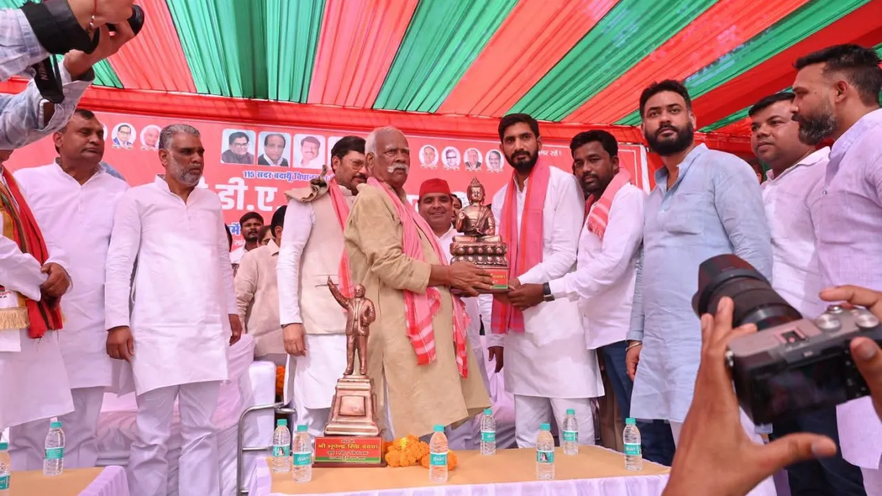 PDA पंचायत में उमड़ी हजारों की भीड़,धर्मेंद्र यादव ने भाजपा पर साधा निशाना